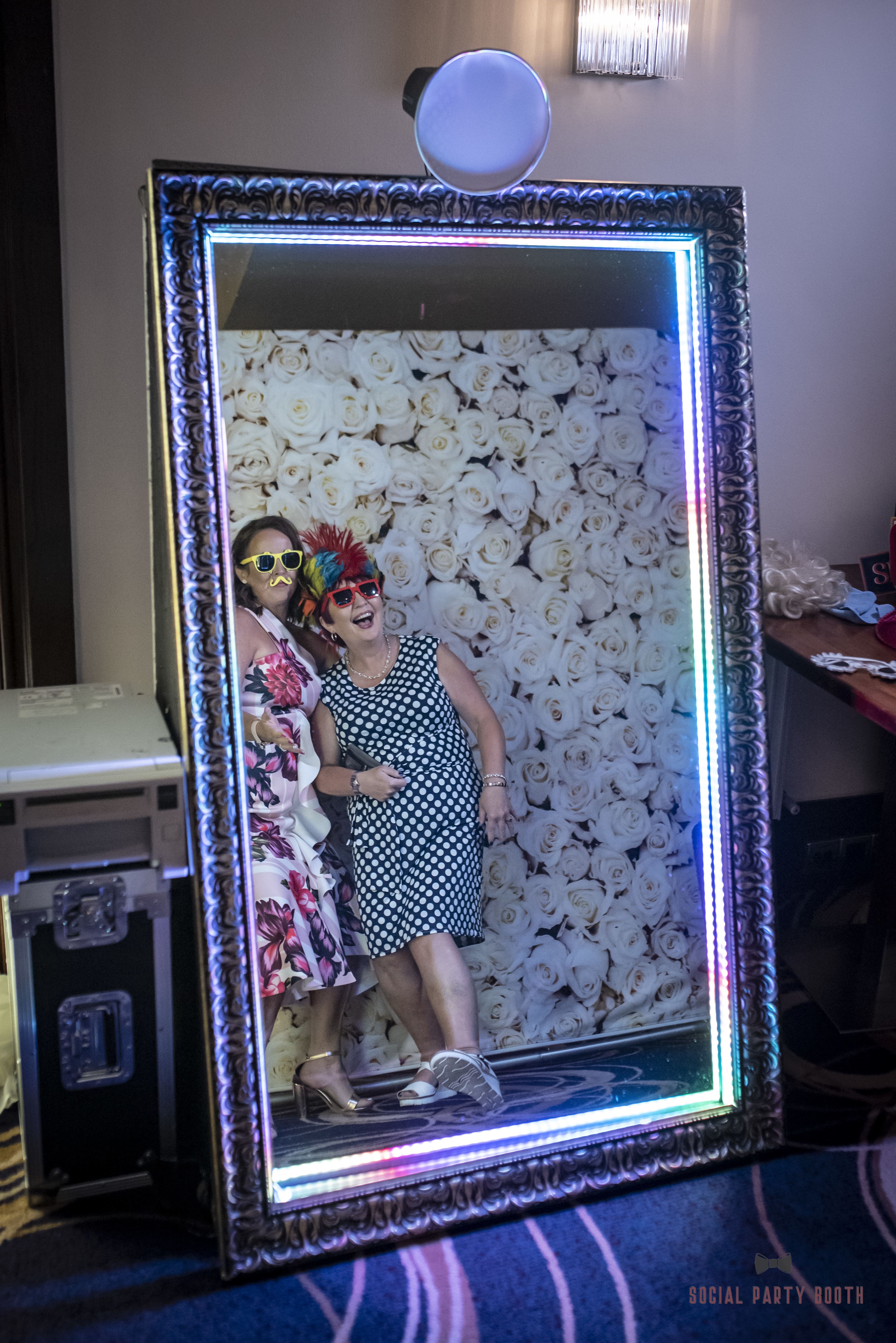 Build Your Own Mirror Booth Package